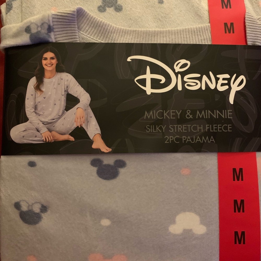 Disney BNWOT fleece pajamas. Size Medium.